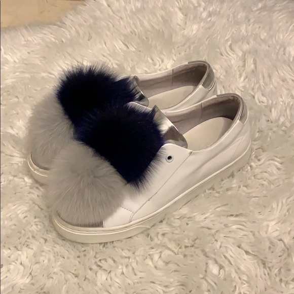 pompom shoes - Picture 1 of 4